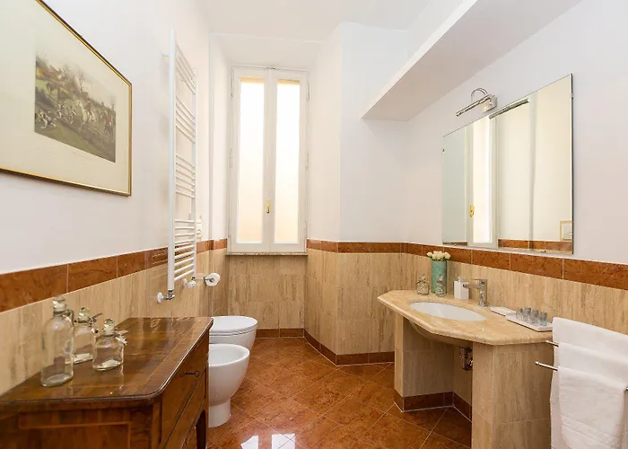 Prestigious Via Barberini * Roma