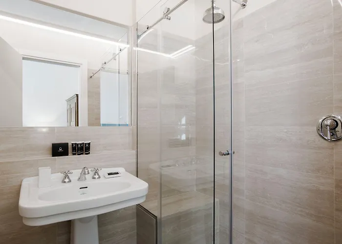 Prestigious Via Barberini *