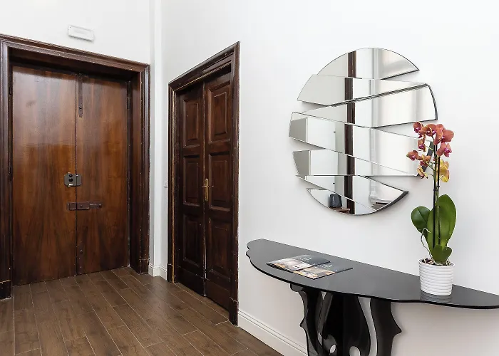 Prestigious Via Barberini Apartman